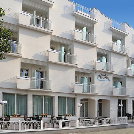 צ'סנטיקו Hotel Favorita מראה חיצוני תמונה